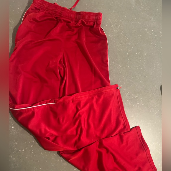 Under armour track pants - Picture 1 of 3